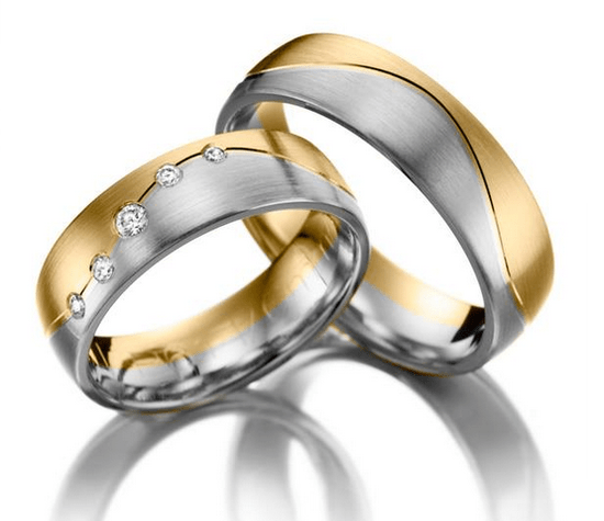 Beispiel: Ring in Bicolor mit Diamantenverzierung, Foto: Juwelier Röder.