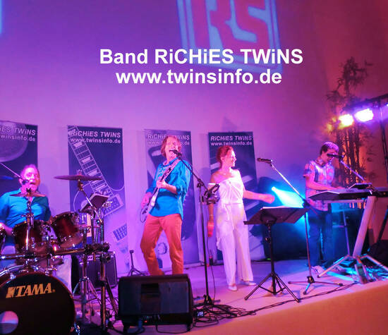 Band RiCHiES TWiNS. Variable Band-Besetzung 2-5 Musiker www.twinsinfo.de 