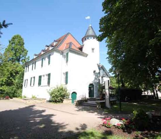 Beispiel: Schlossansicht, Foto: Schlosshotel Rockenhausen.