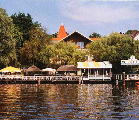Beispiel: Ansicht vom See, Foto: Hotel Restaurant Igel.