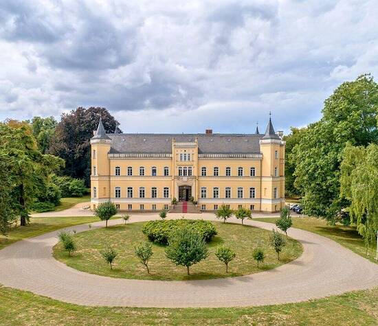 Schloss Kröchlendorff mit bestem Hochzeitswetter, Foto Reinhardt & Sommer