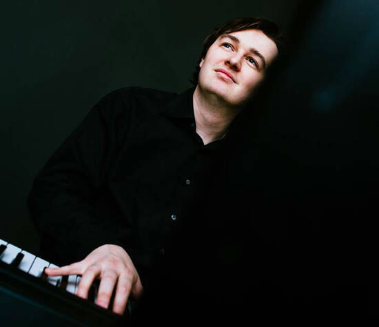 Beispiel: Florian Geibel - The Pianoman, Foto: Florian Geibel - The Pianoman.