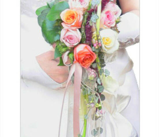 Beispiel: Brautstrauß, Foto: Blumenline.
