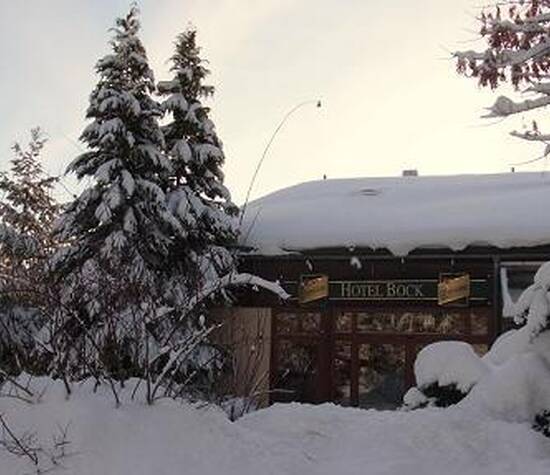 Beispiel: Das Hotel im Schnee, Foto: Hotel Bock.