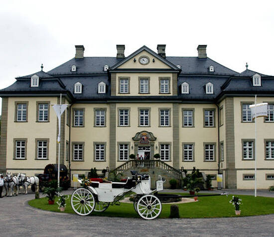 Beispiel: Außenansicht, Foto: Schloss Körtlinghausen.