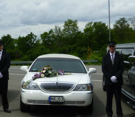 Beispiel: Ihre Limousine zur Hochzeit, Foto: Limo-Day Mannheim.