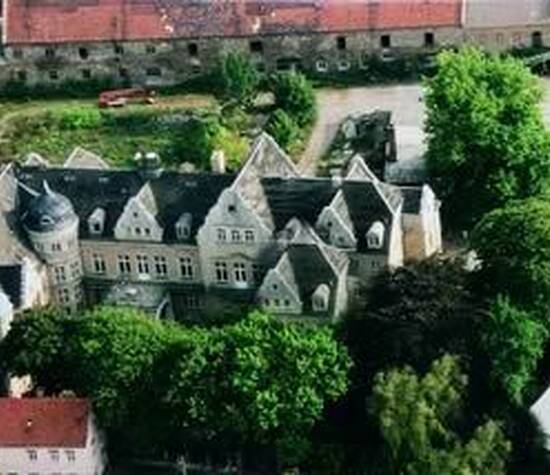 Beispiel: Schloss Luftaufnahme, Foto: Schloss Beesenstedt.
