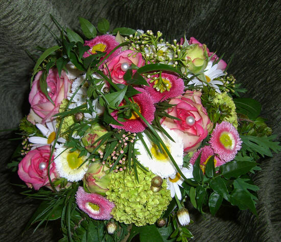 Beispiel: Der perfekte Strauß für Ihre Hochzeit, Foto: Blumen Loos.