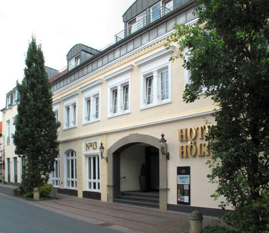 Beispiel: Eingang, Foto: AKZENT Hotel Höltje.
