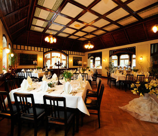 Beispiel: Hochzeitstafel oberer Saal, Foto: Fischhaus.