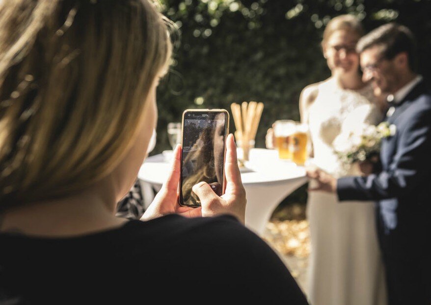 Unplugged Wedding: Handyverbot auf der Hochzeit als neuer Trend!