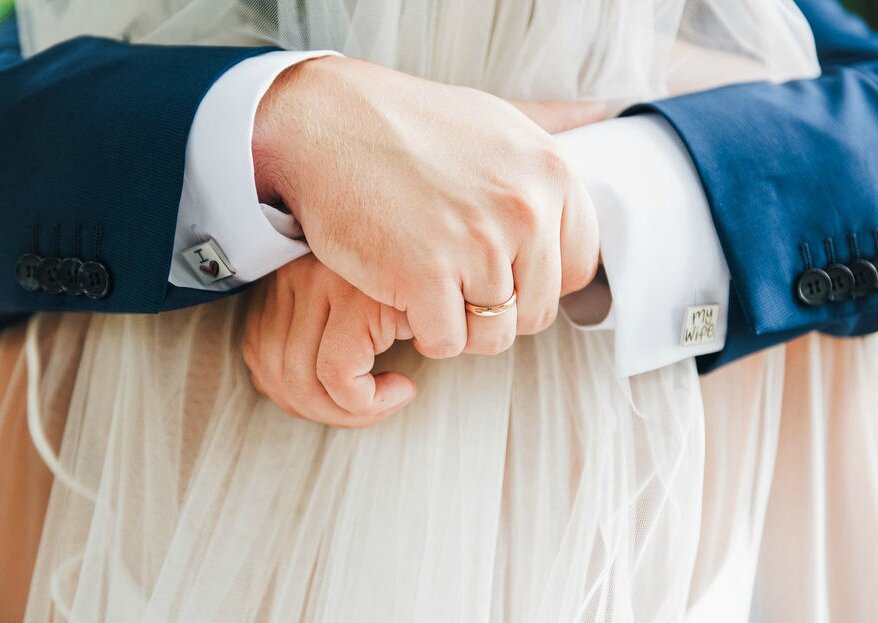 Die Hochzeit ankündigen – Wir verraten, wie Sie die frohe Botschaft verkünden sollten