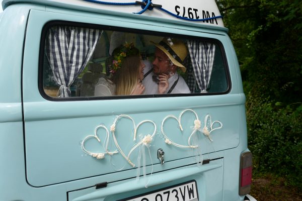 Autoschmuck Rattan Herzen mit Creme Blumensträuße für Hochzeit Hochzeit Dekorationen